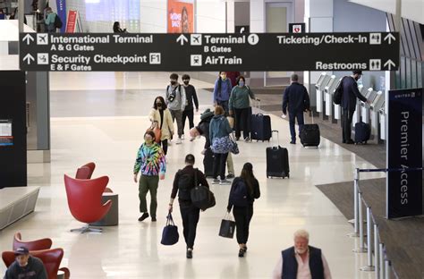 us to drop testing for travel|US airlines, travel industry push White House to end pre.